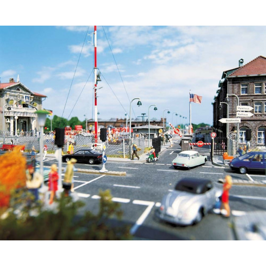 Rouleau de route 1 m 1/87 BUSCH