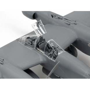 Lockheed P-38 J LIGHTNING maquette 1/48 TAMIYA