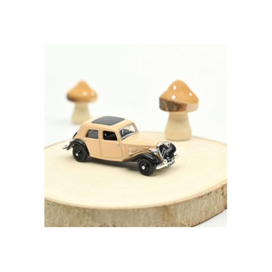 Citroën 7A 1934 beige et noir 1/87 NOREV