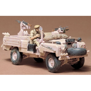 Camion Land Rover S.A.S. Pink Panther maquette 1/35 TAMIYA