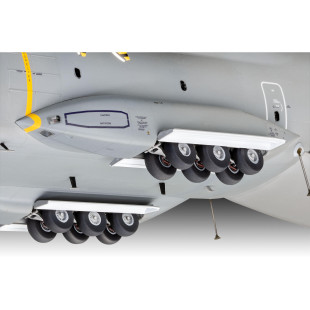 Airbus A400M Atlas "RAF" Maquette 1/72 REVELL