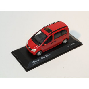 MERCEDES BENZ VANEO 1/43 ème MINICHAMPS