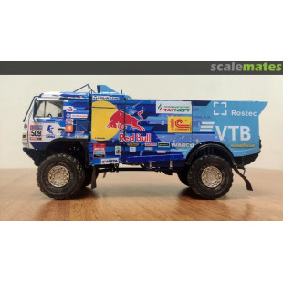 Camion KAMAZ 4/4 2 essieux Rallye maquette 1/35 ZVEZDA