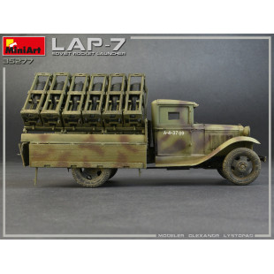 Camion Lance roquettes soviétique LAP-7 1/35 MINIART