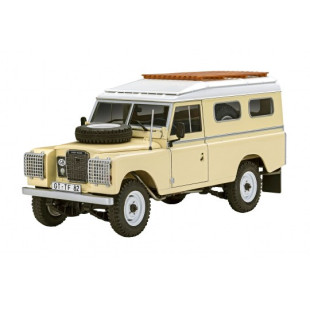 Land Rover Series III LWB 1/24 REVELL