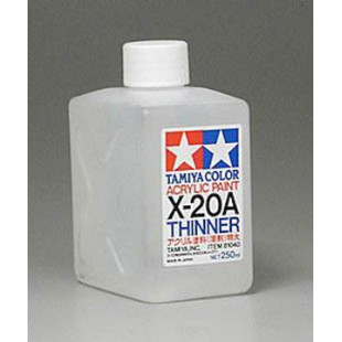 Diluant acrylique pour peintures acryliques 250ml TAMIYA