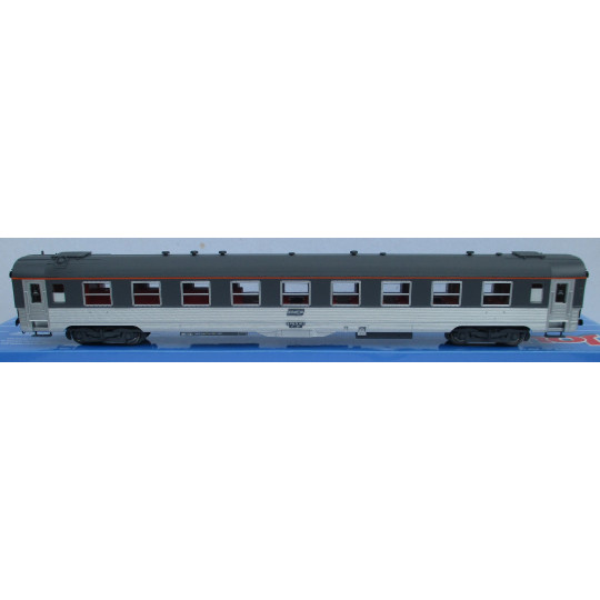 Voiture wagon voyageurs DEV Inox Bar Disco HO 1/87 JOUEF