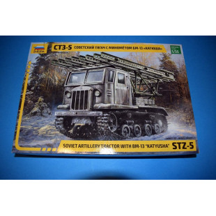 Camion char Soviet tractor STZ-5 BM-13 “KATYUSHA” WW2 maquette 1/35 ZVEZDA