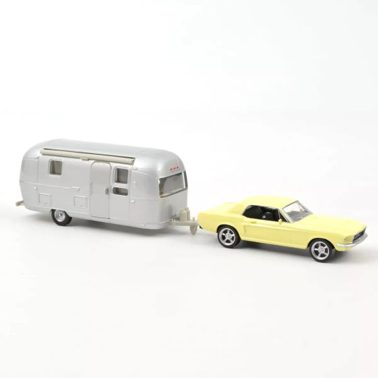 Ford Mustang 1968 jaune+ caravane 1/43 NOREV Jet Car
