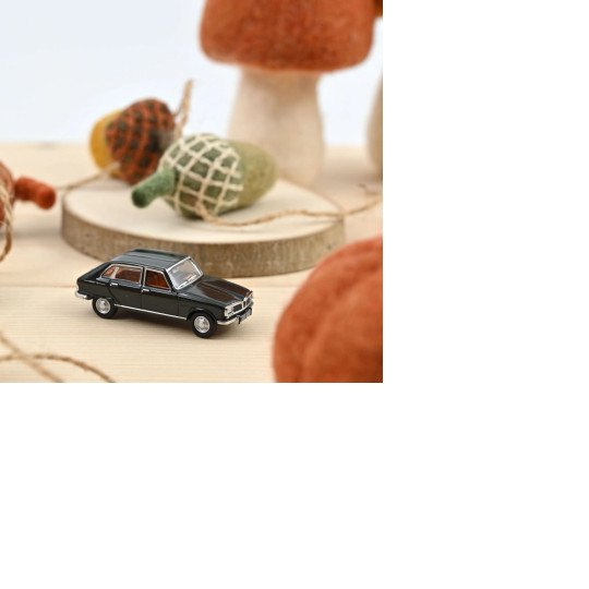 Renault 16 super 1967 Dark Green 1/87 NOREV