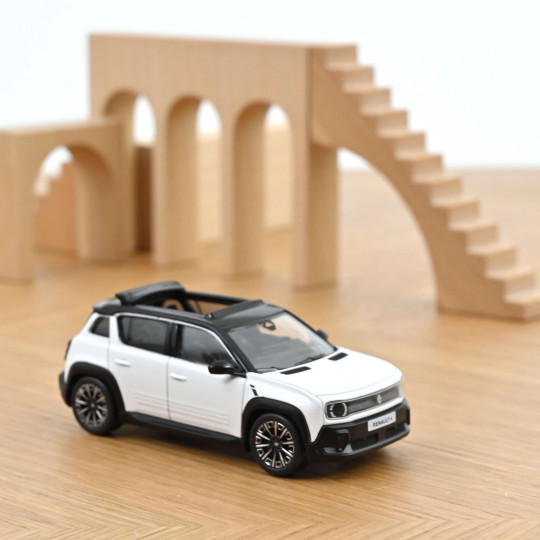 RENAULT 4 E-Tech Electrique blanc glacier 1/43 NOREV