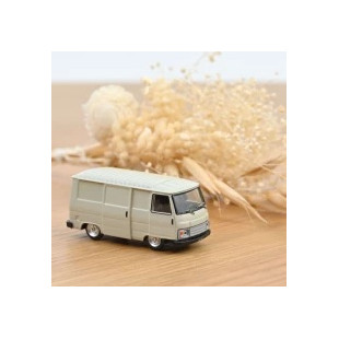 Peugeot J9 1981 beige 1/87 NOREV