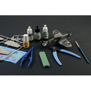 SET avion WW2 RAF SPITFIRE Mk.VB avec outils maquette 1/72 ITALERI