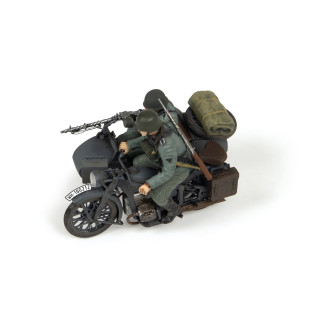 Moto Zundapp K800 avec side-car et équipage allemand WW2 maquette 1/35 ZVEZDA