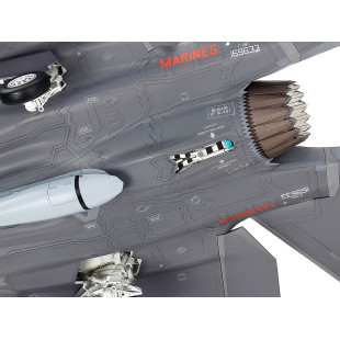 Lockheed Martin F-35 C Lightning II US Navy 1/48 maquette TAMIYA