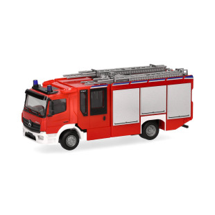 Camion Mercedes Altego 13 Z-cabine "fire brigade" 1/87 Herpa
