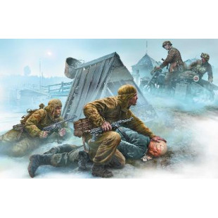 CROSSROAD FRONT EST WWII 1/35 MASTER BOX