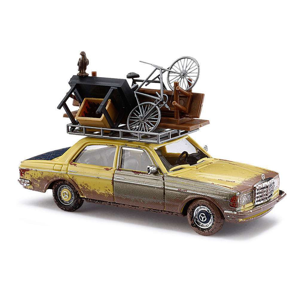 MERCEDES W123 1/87 BUSCH