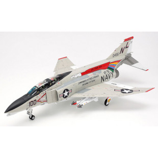 McDonnell Douglas F-4B Phantom II maquette 1/48 TAMIYA