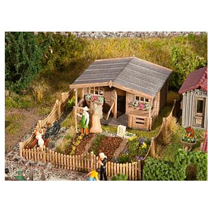 Jardin d'ouvrier avec grande maison de jardin 1/87 ho FALLER