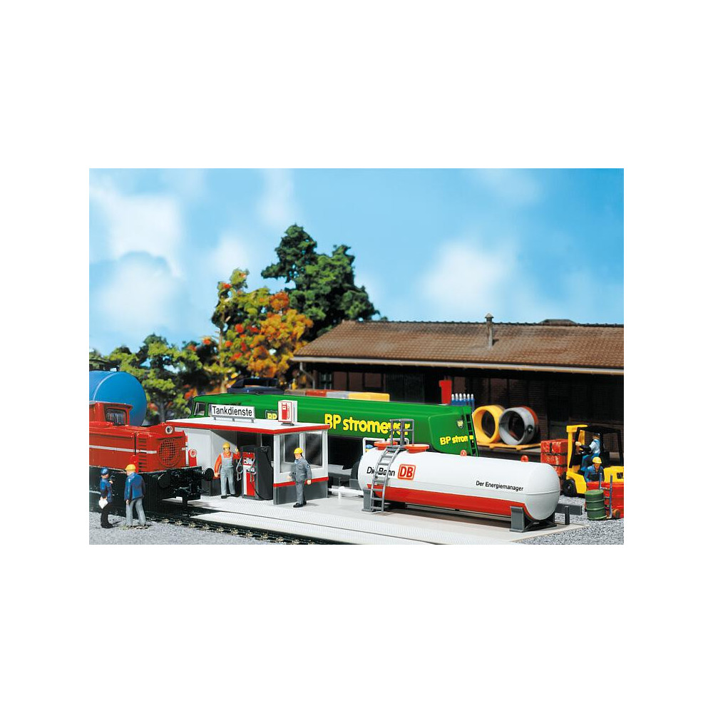Station service des chemins de fer pour loco diesel 1/87 FALLER