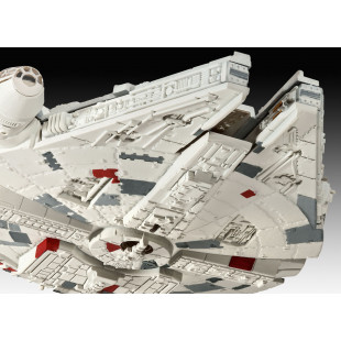 Millennium Falcon STAR WARS 1/241 REVELL