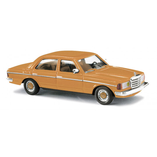 Mercedes-Benz W123 Limo orangé France 1/87 HO BUSCH