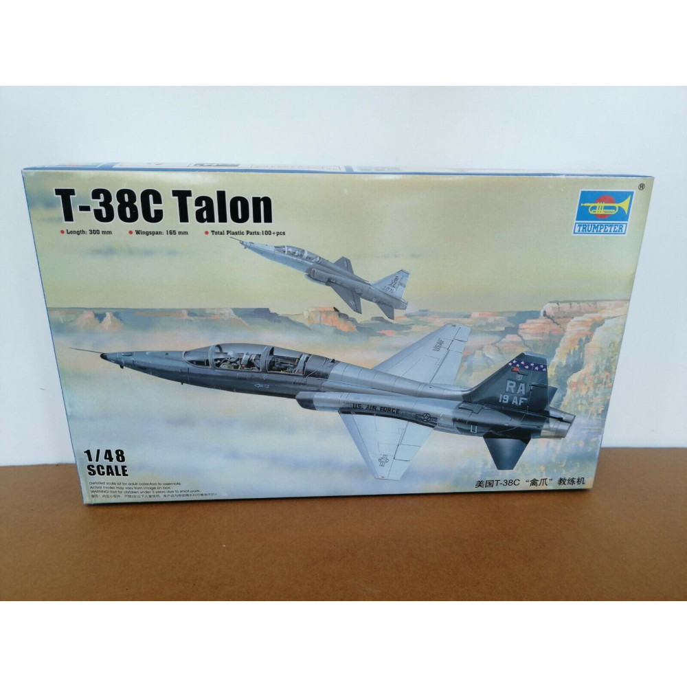 Northtrop T-38 C JetTrainer Talon US AirForce  1/48 TRUMPETER