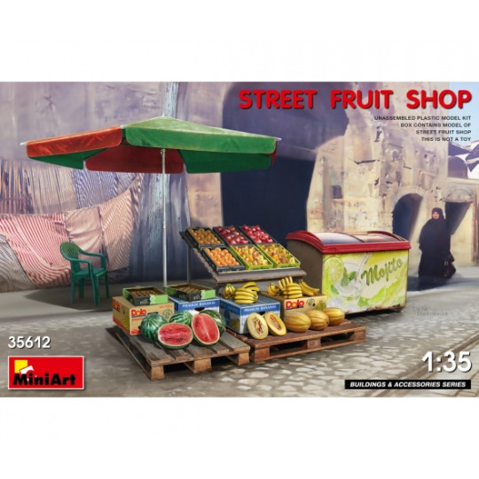 Etal de rue de vendeur de fruits et légumes 1/35 MINIART