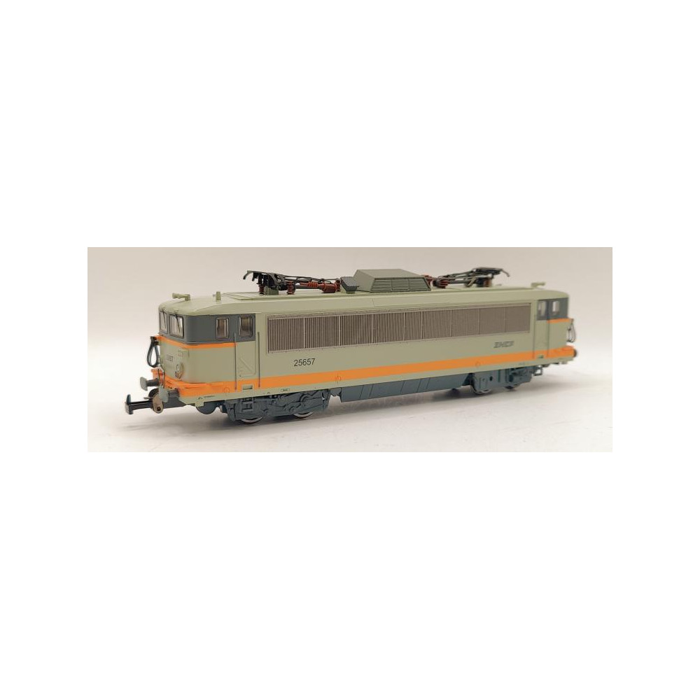 Loco Electrique BB25500 SNCF HO  PIKO