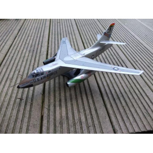 Douglas RB -66B Destroyer USAF avion maquette 1/72 ITALERI