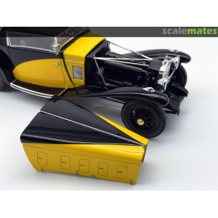 Automobile Delage D.8SS maquette 1/24 HELLER