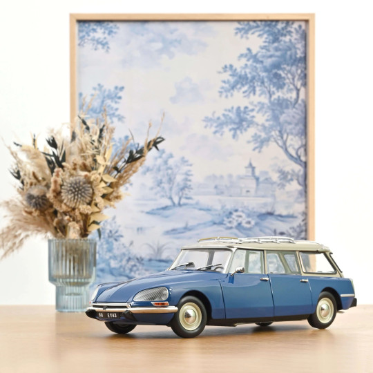 CITROEN DS 21 Break 1970 Bleu Danube Blue miniature 1/18 NOREV
