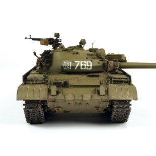 Char soviétique T-62 M maquette 1/35 ZVEZDA