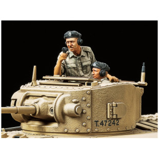 Char WW2 British Infantry Tank Mk.III Valentine Mk.II/IV maquette 1/35 TAMIYA