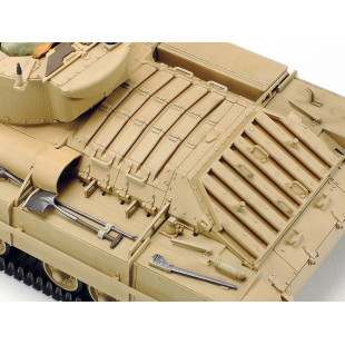 Char WW2 British Infantry Tank Mk.III Valentine Mk.II/IV maquette 1/35 TAMIYA