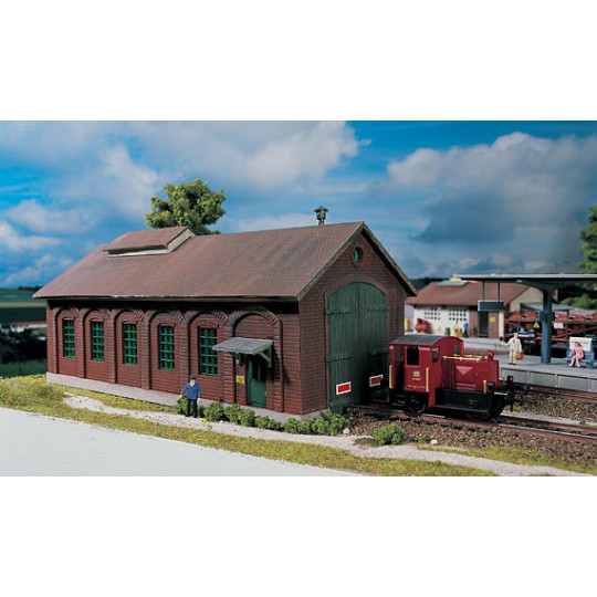 DECOR REMISE LOCO BURGSTEIN 247X119X105 MM	1/87 PIKO