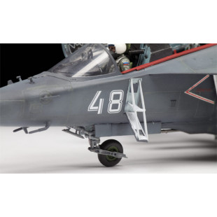 YAK 130 1/48 ZVEZDA