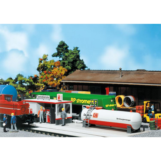Station service des chemins de fer pour loco diesel 1/87 FALLER